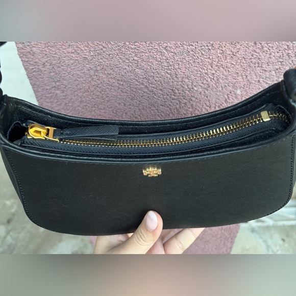 Tory Burch Emerson Shoulder Bag - Picture 9 of 12